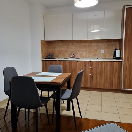 Apartman Esperanza Vrnjačka Banja Buitenkant foto
